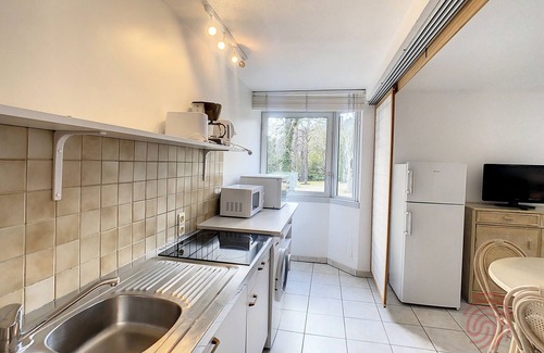 Lamalou-les-Bains Apartamento | Apartamento F2 en Lamalou, terraza, wifi, mascotas permitidas, cerca del centro y termas