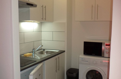 Hopitaux-Facultes Apartamento | F2 en residencia con piscina en Montpellier