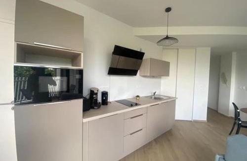Chamalieres Apartamento | F2 neuf cosy et élégant avec terrasse, parking, WIFI