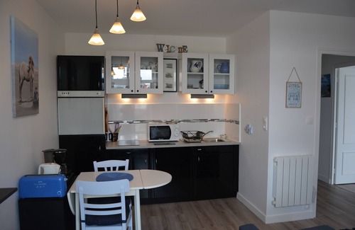 Crozon Apartamento | F2 Vista al mar y a la playa de Morgat con un pequeño balcón
