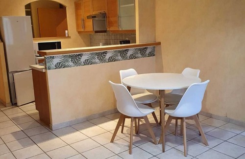 Saint-Hilaire-de-Brens Apartamento | Apartment in an authentic village at the gates of the Alps