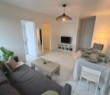 Saint-Ouen Apartamento | F3 confortable à 2 min du métro et ambiance cinéma