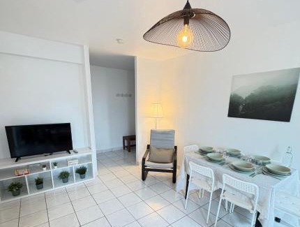 Saint-Ouen Apartamento | F3 confortable à 2 min du métro et ambiance cinéma