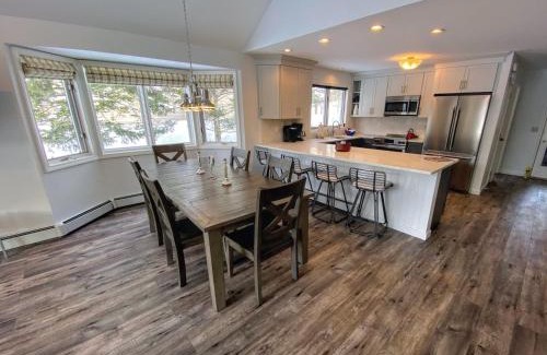 Bretton Woods Villa | F7 Comfortable golf course townhouse within walking distance of Mount Washington Hotel