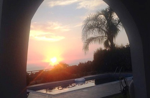 Kissonerga Villa | RESERVE AHORA 2020!¡PAQUETE DE BIENVENIDA! FABULOSA VILLA DE 3 CAMAS, WIFI, VISTAS, PISCINA, JARDIN, PLAYA