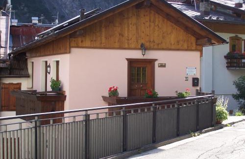 Lozzo di Cadore Apartamento | Fabbricato Indipendente Centro