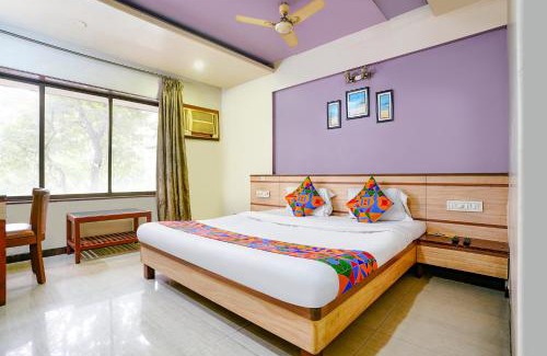 Kalamboli Hotel | FabExpress Guru Heritage