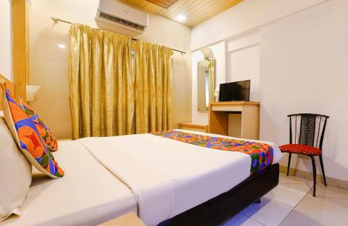 Panvel Hotel | FabExpress Panchratna