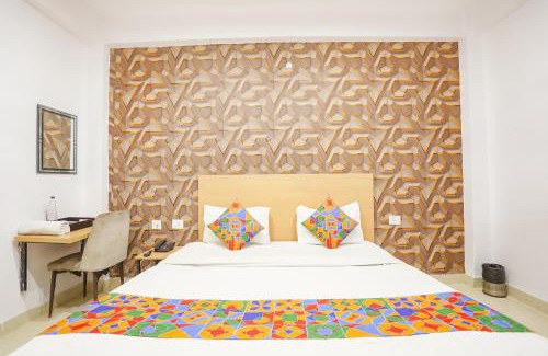 Allahabad Hotel | FabHotel Pranjul Inn