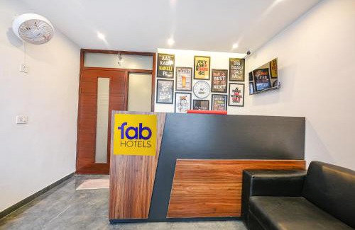 Dwarka Hotel | Fabhotel Sparkling - Nr Yashobhoomi Convention Centre
