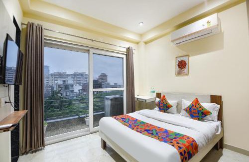 Sector 14 Hotel | FabHotel Sunshine