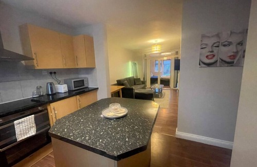 Bellingham Apartamento | Fabulous 2-bedroom apartment with AC in charming London