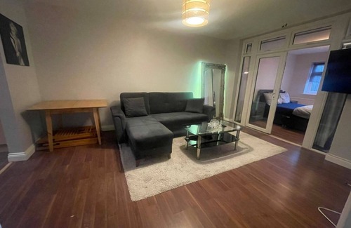 Bellingham Apartamento | Fabulous 2-bedroom apartment with AC in charming London