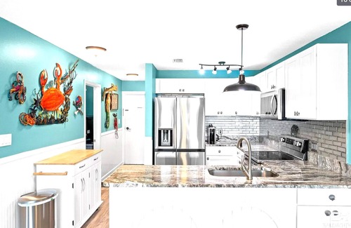 Orange Beach Condominio | Fabulous 2-bedroom/2 bathroom condo beachside near Flora-Bama