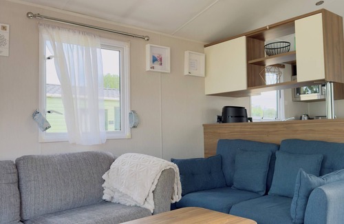 Great Houghton Casa | Fabulous 3 Bedroom Static Caravan at Billing Aquadrome