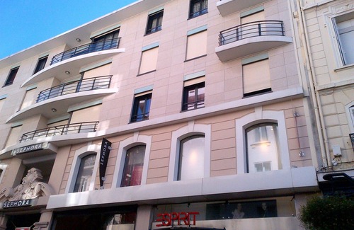 Cannes City Centre Apartamento | Fabuloso apartamento de 3 dormitorios situado en el centro de Cannes, a minutos de todo
