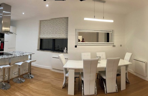 Brixton Casa | Fabulous 3-bedroom house in London