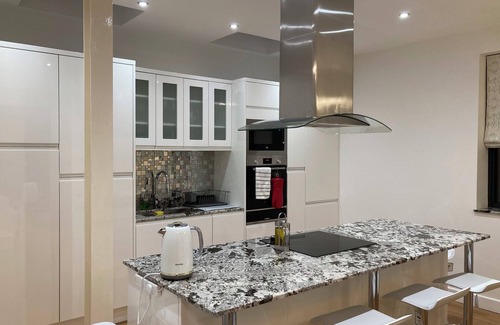 Brixton Casa | Fabulous 3-bedroom house in London