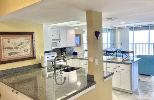 South Padre Island Condominio | Fabulous 5th floor beachfront; fully appointed; discount for weekdays & 7 nights