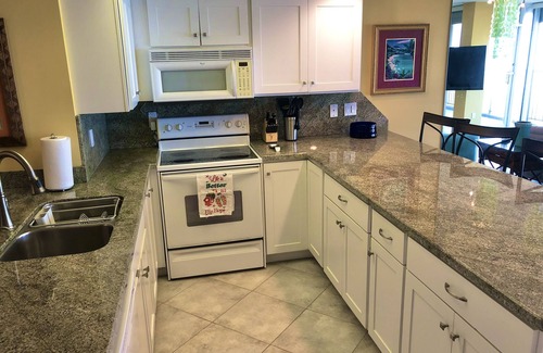 South Padre Island Condominio | Fabulous 5th floor beachfront; fully appointed; discount for weekdays & 7 nights