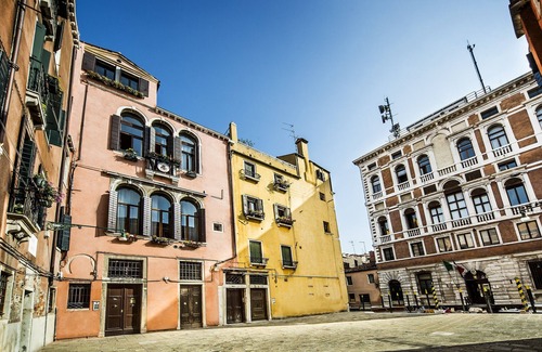 San Polo Apartamento | Fabulosa y amplia casa con todas las comodidades (capacidad para 6, 3 Bth) centro de Venecia