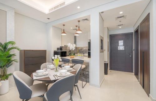 Business Bay Apartamento | Fabulous and Spacious 2BR in Nobles Tower