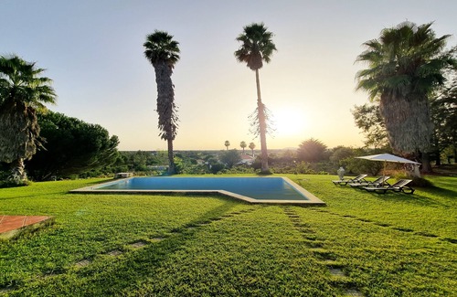 Santarem Cabaña | Fabulous Country House near Lisbon w/ Pool