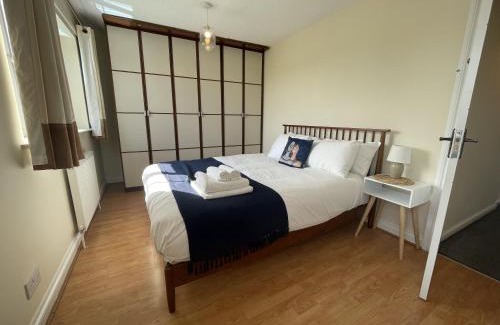 Bradley Stoke Casa | Fabulous Family Home in Lovely Little Stoke