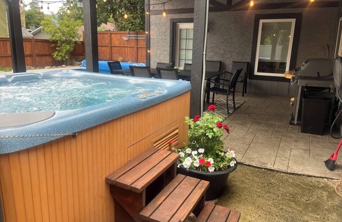 East Hill Casa | Fabulous Family Home with Pool
