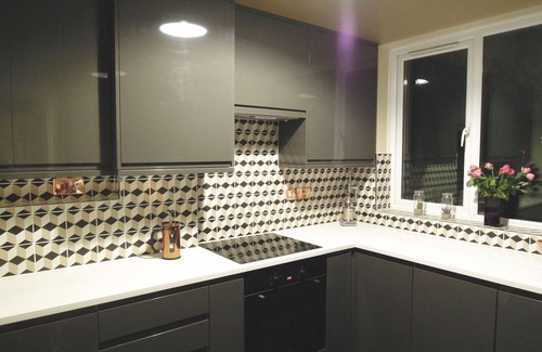 Leyton Apartamento | Fabulous & Funky piso de 3 habitaciones en el este de Londres. Cerca de metro y 24h Tesco