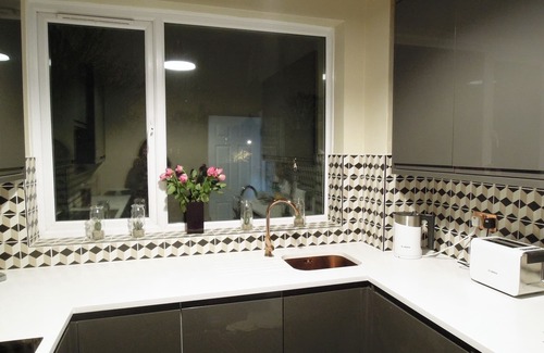 Leyton Apartamento | Fabulous & Funky piso de 3 habitaciones en el este de Londres. Cerca de metro y 24h Tesco