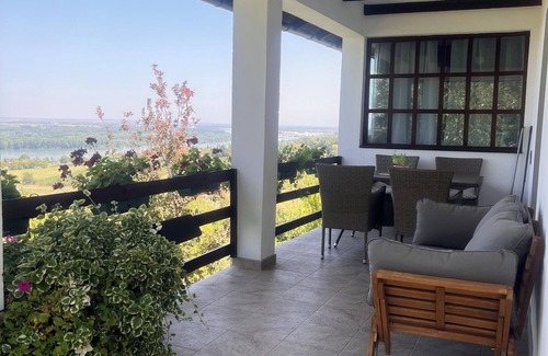 Smederevo Casa | Fabulous house with AC in charming Smederevo, with beautiful view on river