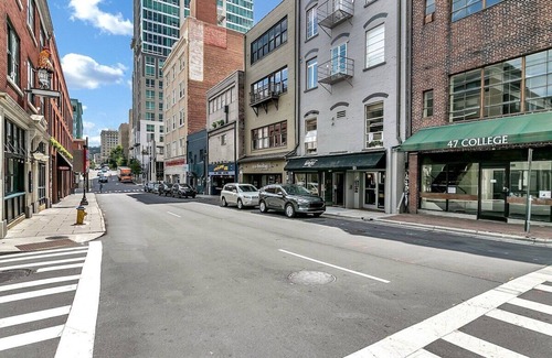 Downtown Asheville Apartamento | Fabulous Loft in the Heart of Downtown