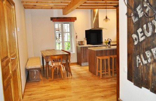 Venosc Casa | Fabulous Modern Farmhouse, Ski/Cycle/Hike, Venosc - SLEEPS 7