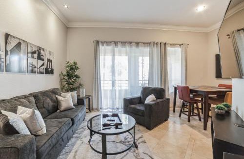 Las Vegas Apartamento | Fabulous Penthouse Apartment LAS VEGAS Strip view with resort amenities! 5 min walk to main attractions! ONLY LONG TERM RENTALS min 30 nights!