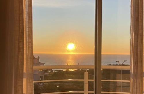 Luz Apartamento | Fabulous Renovated Apartment, Amazing Sea Views, 2 Bed, A/C, WiFi, Pool, Beach
