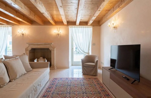 Citta Antica Apartamento | Fabulosa residencia con vistas a la Piazza Erbe