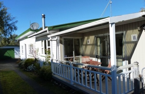 Turangi Casa | Fabuloso River Retreat 3 dormitorios bach