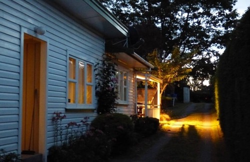Turangi Casa | Fabuloso River Retreat 3 dormitorios bach