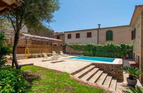 Selva Casa | Fabulous Rural House with views to the mountains with swimming pool