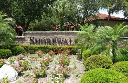 Trailer Estates Condominio | Fabulous Shorewalk Palms Heaven condo-2 heated hot tubs & pools near IMG/beaches