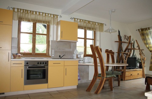 Burg Apartamento | Fabulous vacation apartment "Irrlichter" - Fewo am Schiemenzfliess