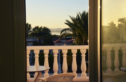 Torrevieja Villa | Espléndida Villa con piscina PRIVADA y vistas Fantásticas de la laguna