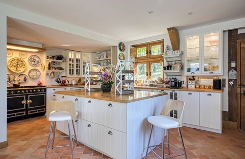 Honfleur Casa | FABULOUS XV CENTURY MANOIR AND GUEST HOUSE, ON THE BEACH !!