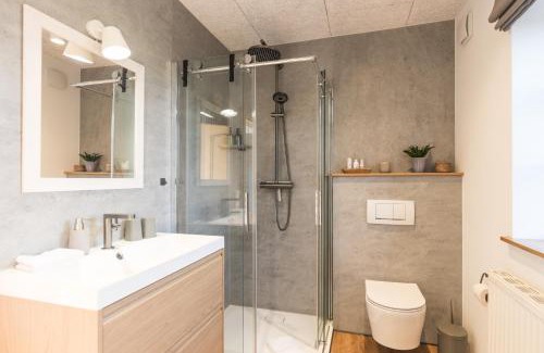 Kirchlinteln Casa | Fachwerk-Ferienhaus, Ruhe auf dem Land, Haustiere willkommen, Leihfahrräder, 24-7 check in