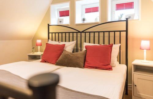 Kirchlinteln Casa | Fachwerk-Treppenspeicher, Ruhe auf dem Land, Haustiere willkommen, Leihfahrräder, 24-7 check in