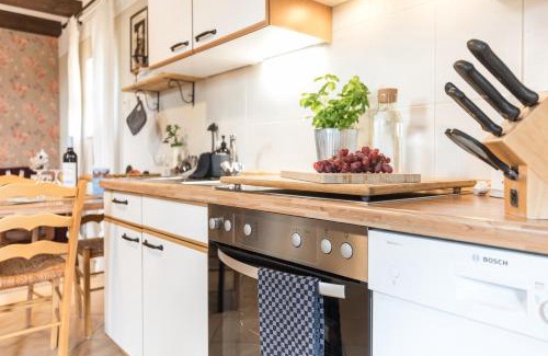 Kirchlinteln Casa | Fachwerk-Treppenspeicher, Ruhe auf dem Land, Haustiere willkommen, Leihfahrräder, 24-7 check in