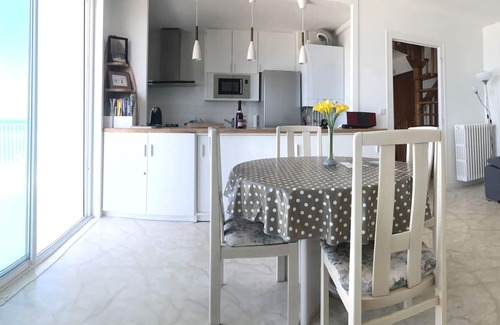 Pornichet Apartamento | Frente al mar, acceso directo a la playa / apartamento duplex ideal de la familia / WIFI niño