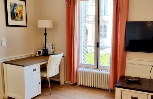 Angouleme Apartamento | Apartamento-Ciudad-Baño con ducha-Vista al Parque