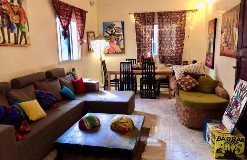 Ouakam Cama Y Desayuno | Fadidi House
